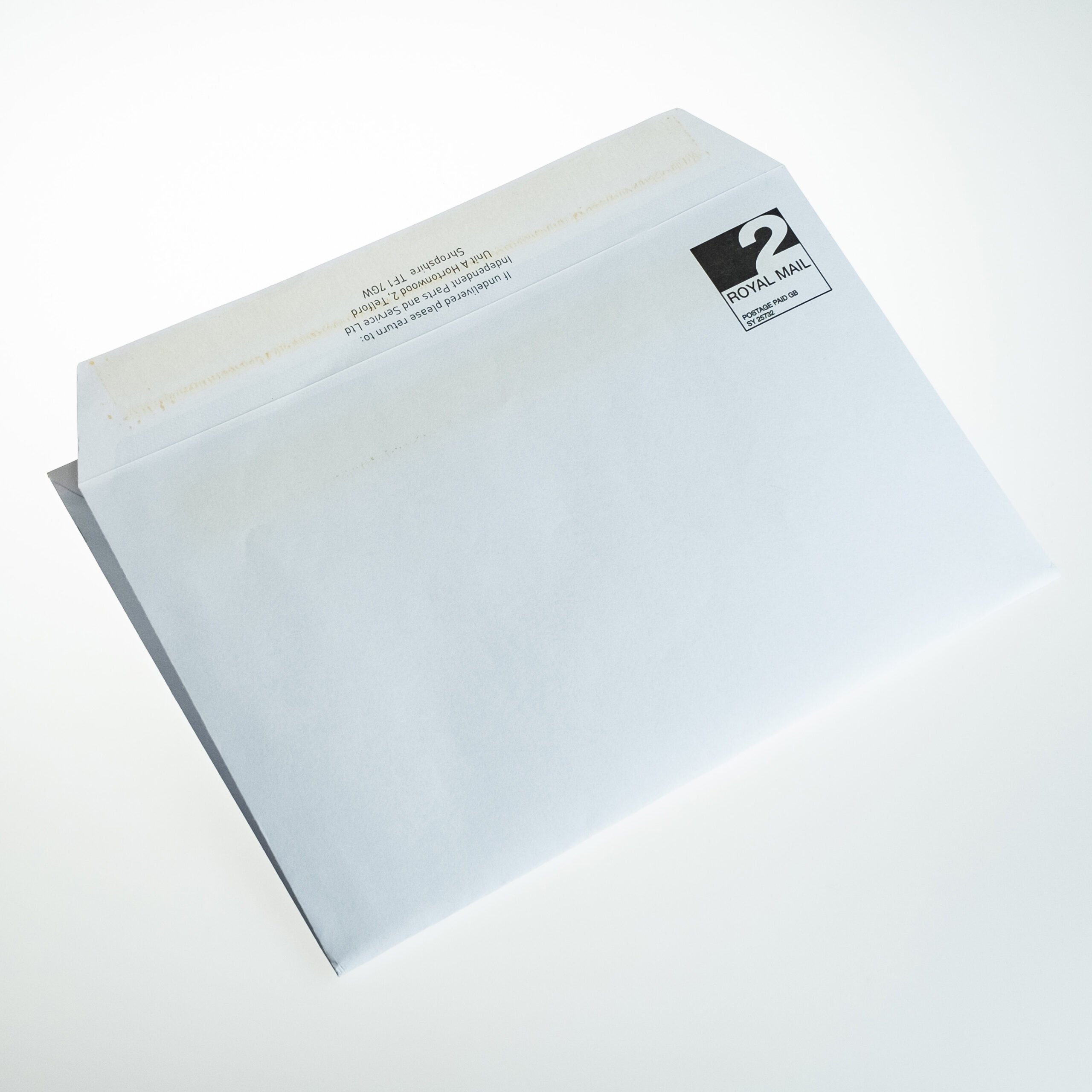 Business Envelopes Weight scaled