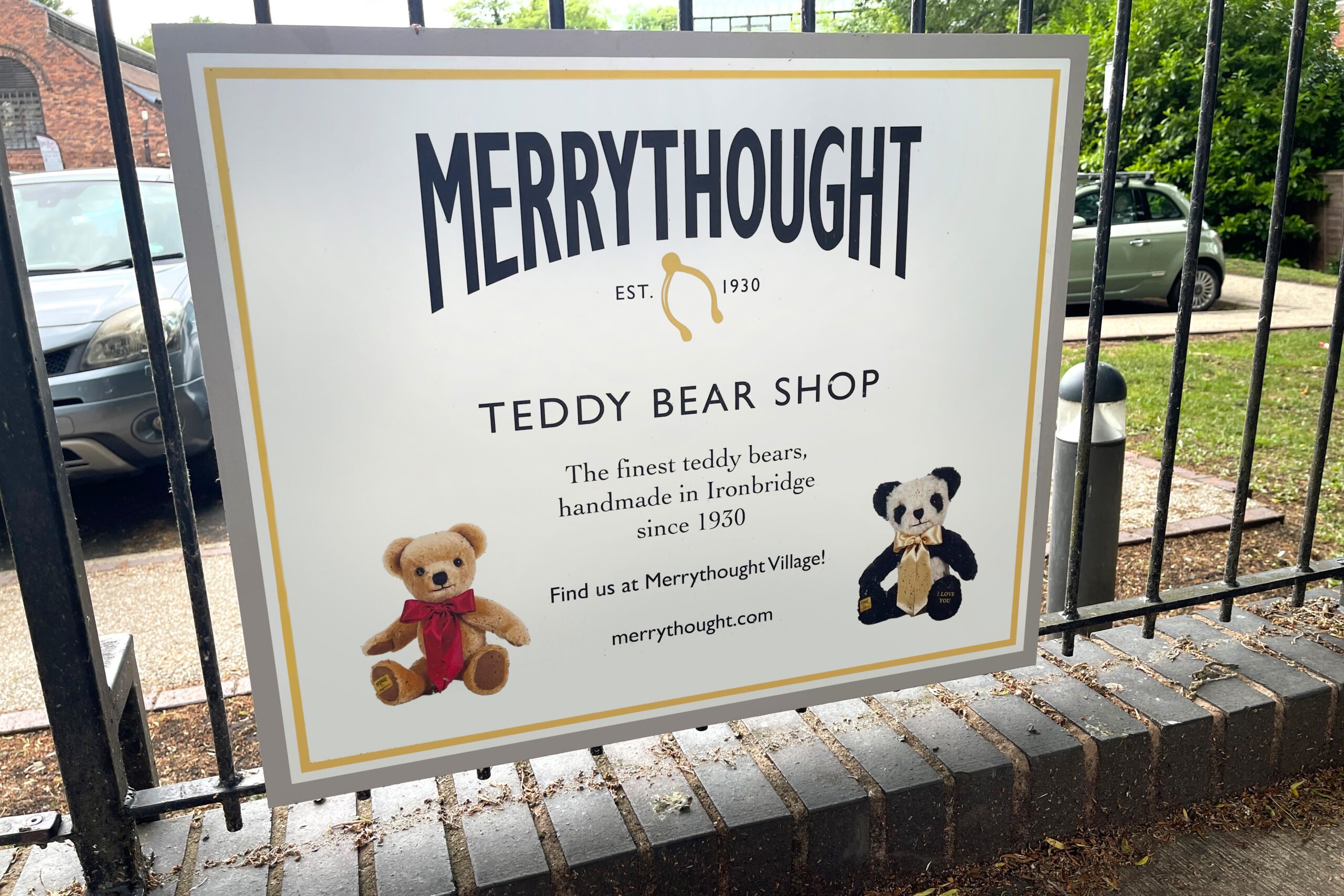 Merrythought Signage Di Bond On Fence